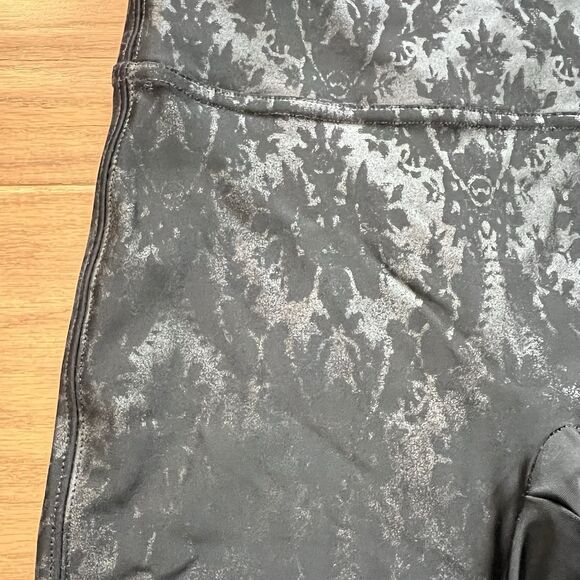 As Is Spanx Leggings Size XS Black Faux Leather Brocade 20261R - Picture 4 of 9